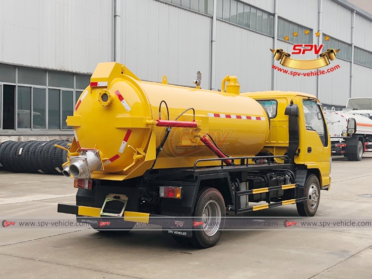 3,000 Litres Vaccum Tanker ISUZU - RB